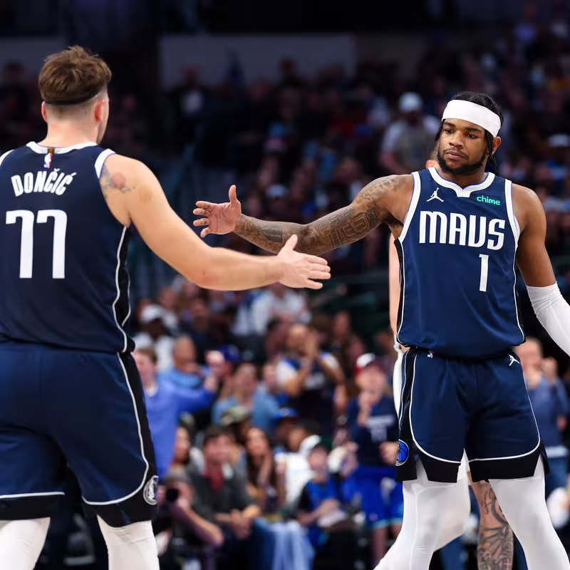 Luka Doncic y Jaden Hardy