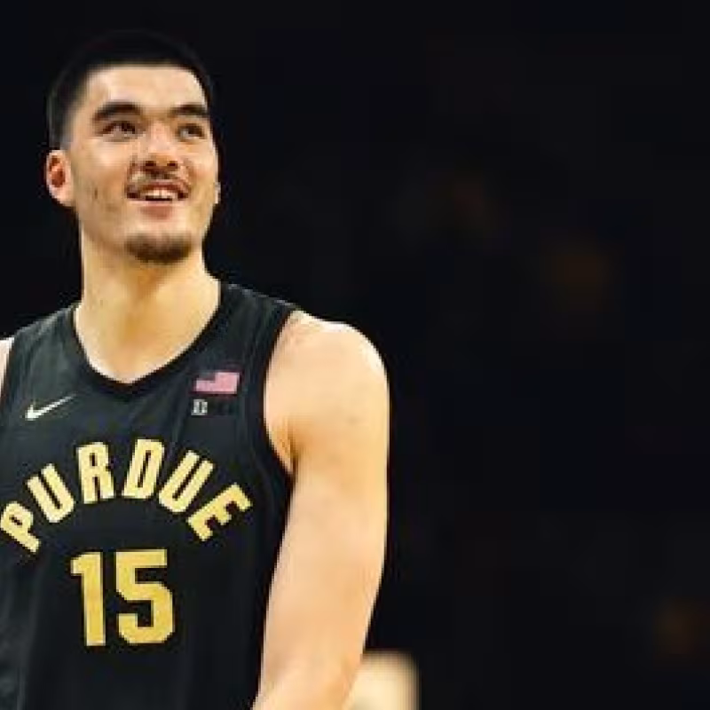 Zach Edey, jugador de la Universidad Purdue.