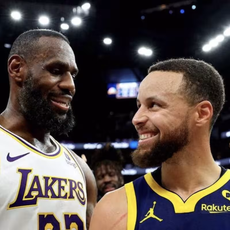 LeBron James y Stephen Curry.