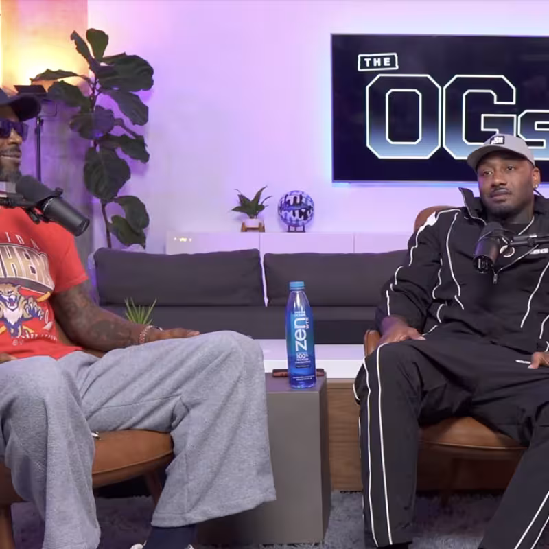 John Wall, junto a Udonis Haslem, hablando de salud mental.