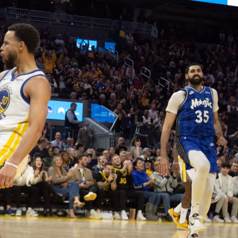 Stephen Curry, tras la canasta ganadora ante los Magic. 