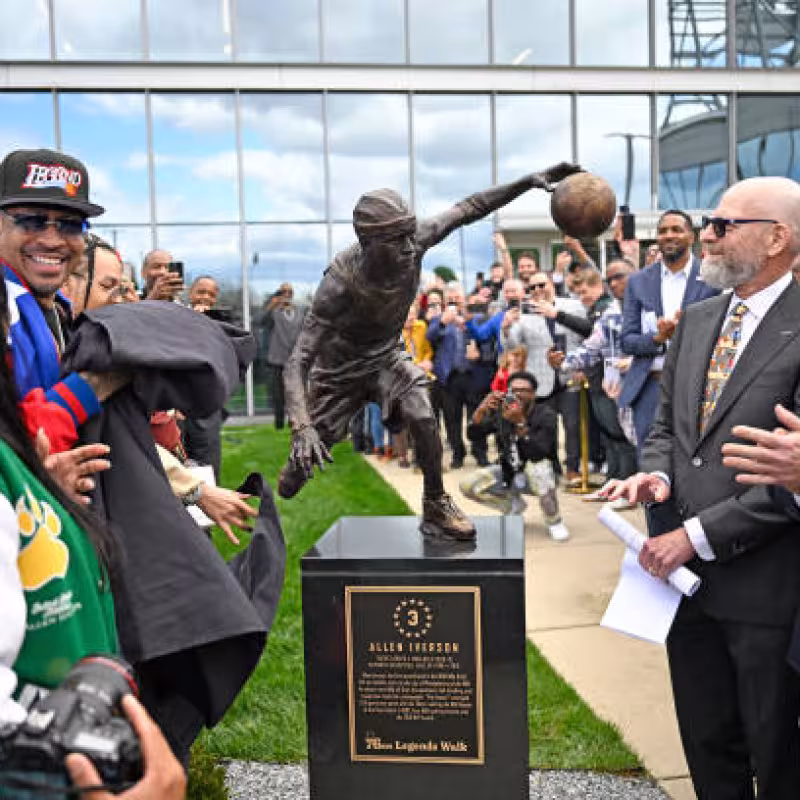 Estatua Allen Iverson. Foto: gettyimages