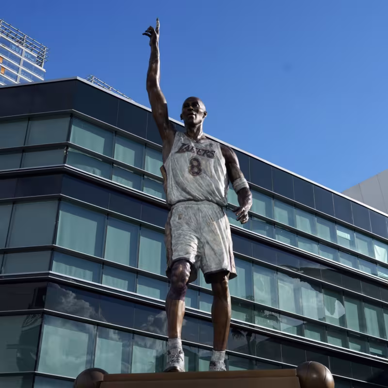 Estatua de Kobe Bryant