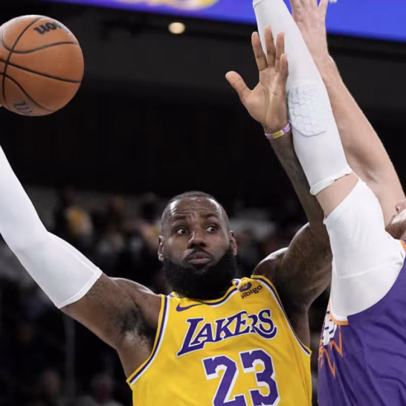Lucha tremenda por los playoffs 2024.