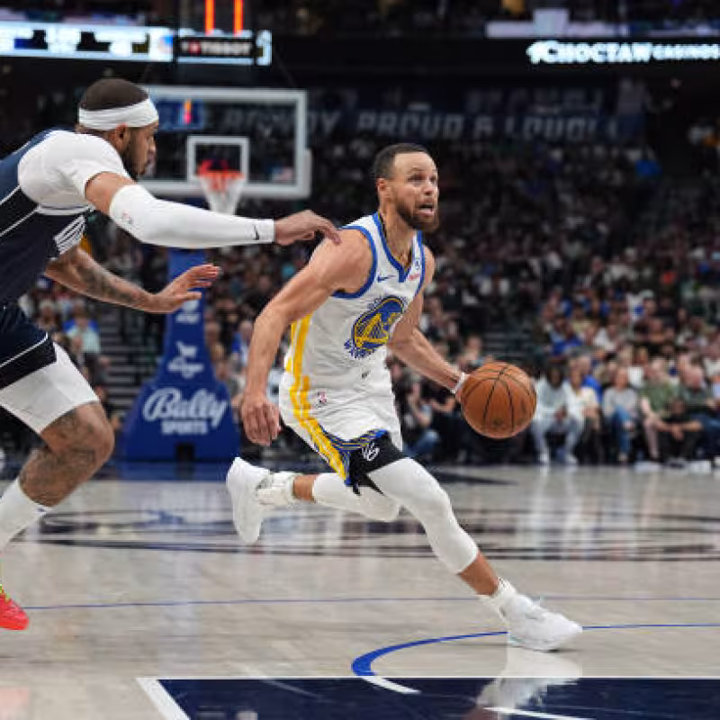 Stephen Curry, opciones Warriors evitar última plaza play-in. Foto: gettyimages