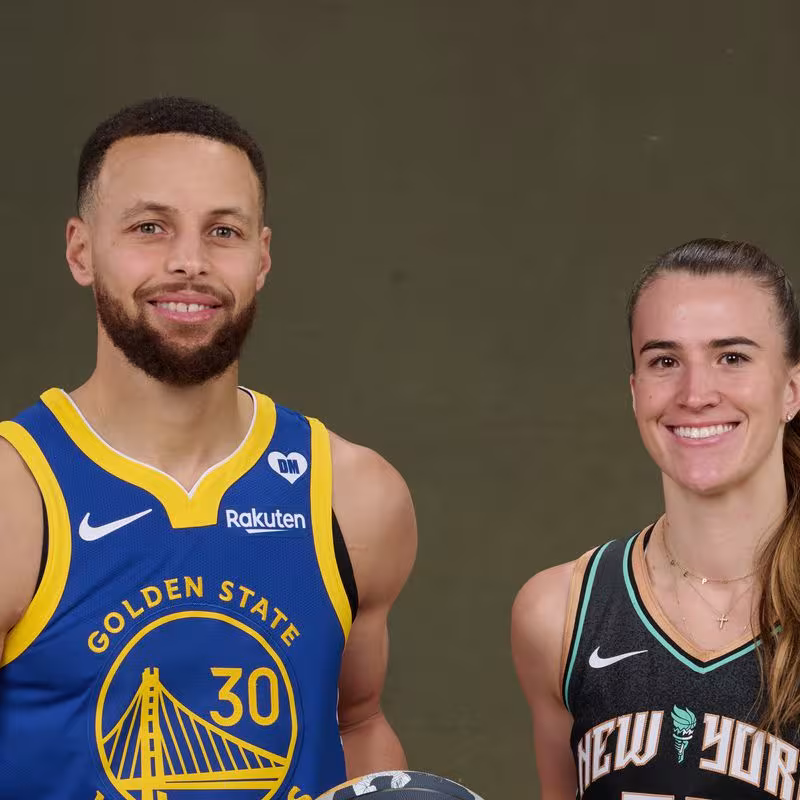 Stephen Curry y Sabrina Ionescu