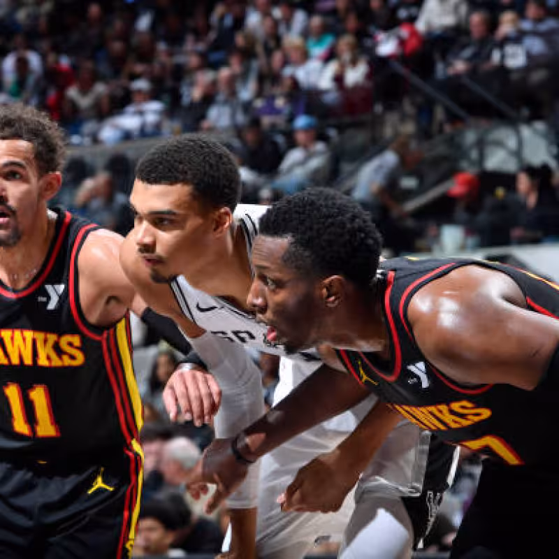 Trae Young, rumores NBA a Spurs de Wembanyama. Foto: gettyimages