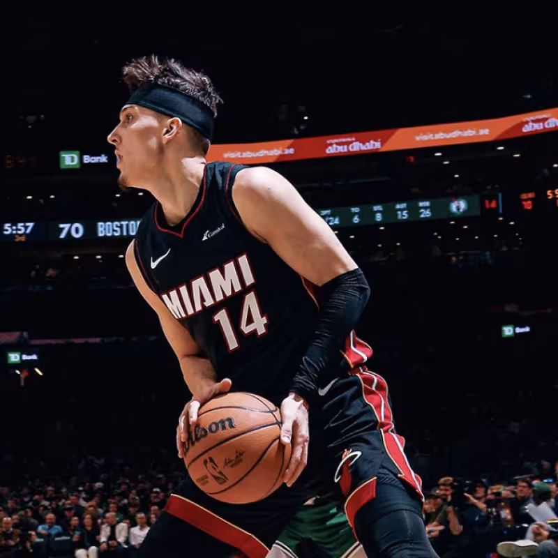 Tyler Herro, estrella de Miami Heat. 