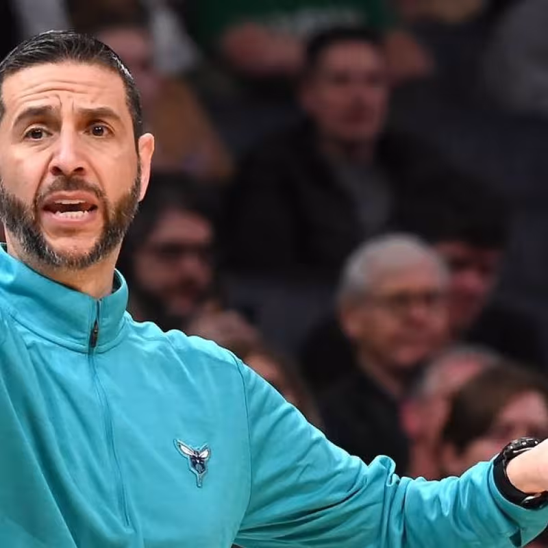 James Borrego, candidato al banquillo de Los Angeles Lakers.