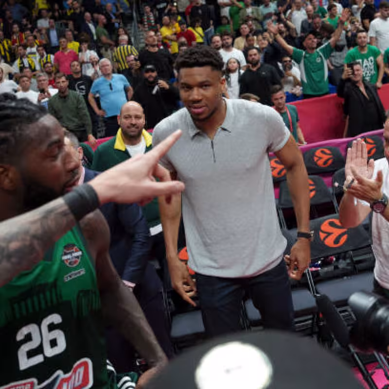 Giannis Antetokounmpo, centrado en Europa. Foto: gettyimages