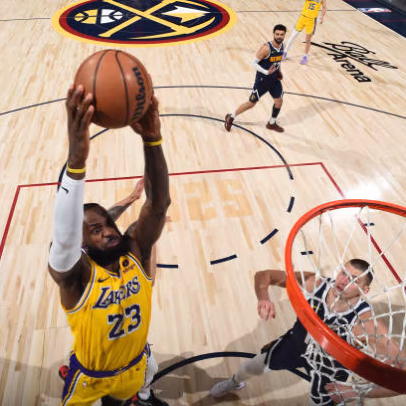 Lebron James, posible nuevo contrato con Lakers. Foto: gettyimages