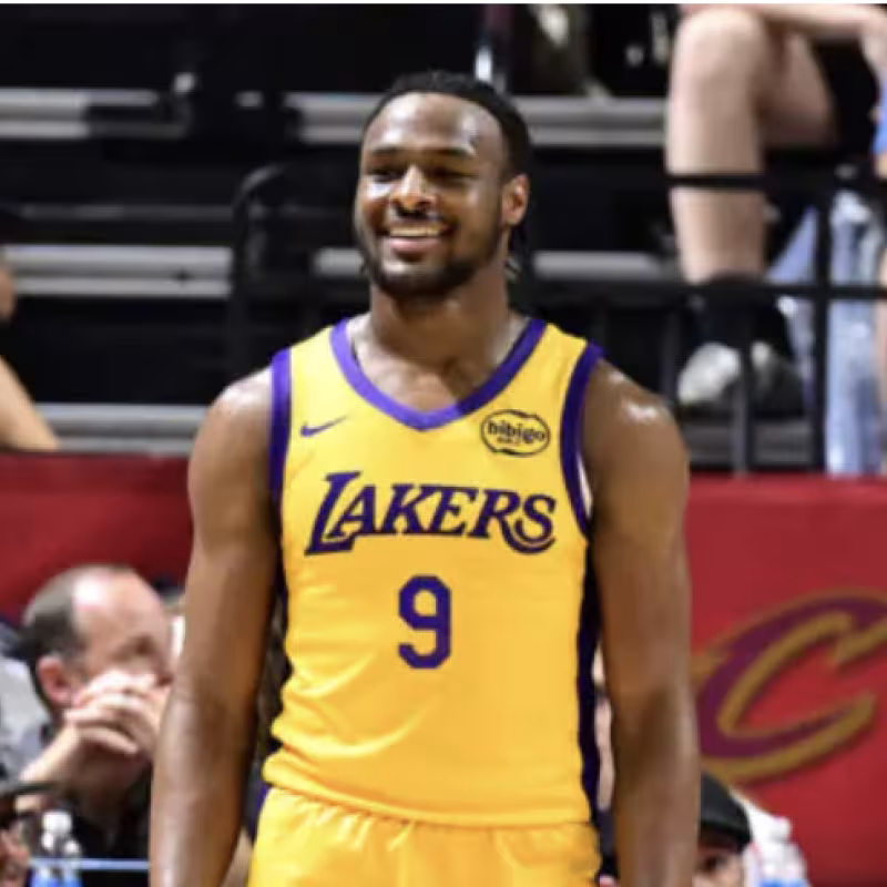 Bronny James, jugador de Los Angeles Lakers. 