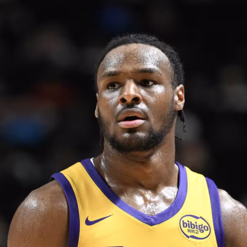 Bronny James, jugador de Los Angeles Lakers. 