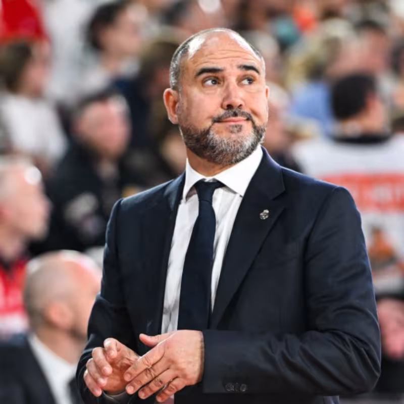 Chus Mateo: Necesitamos fichajes para poder competir