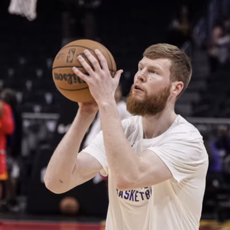 Davis Bertans could play for the Golden State Warriors.