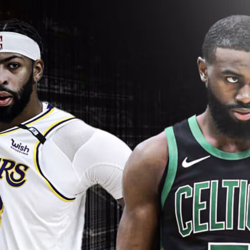Jaylen Brown y Anthony Davis, estrellas de la NBA.