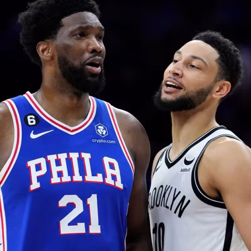 Joel Embiid y Ben Simmons