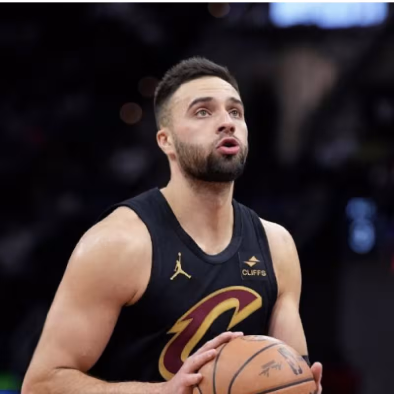 Max Strus, Cleveland Cavaliers player, will miss the start of the season