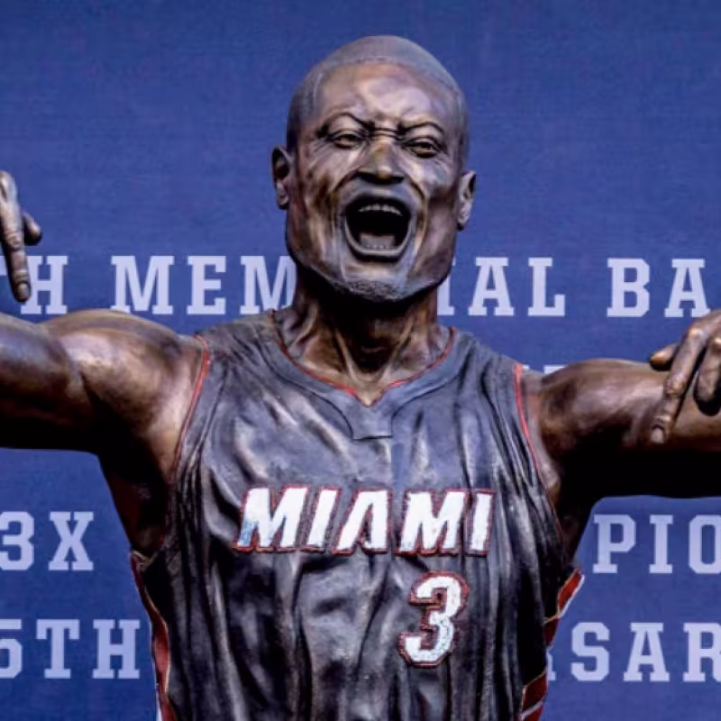 Statue of Dwyane Wade.