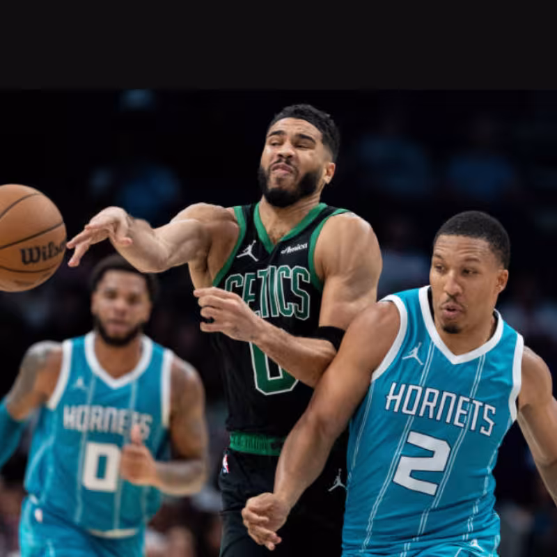 Grant Williams misses Tatum. Photo: gettyimages