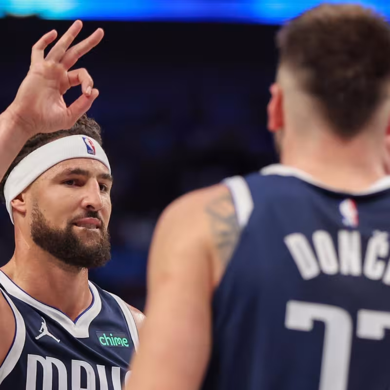 Klay Thompson y Luka Doncic