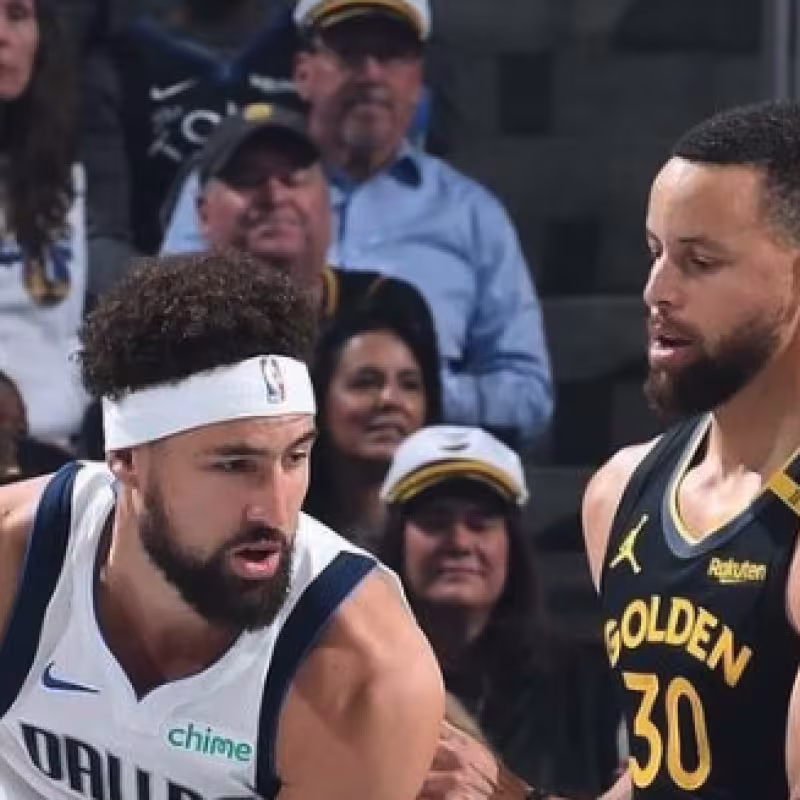 Klay Thompson faces Stephen Curry in the Mavs-Warriors.