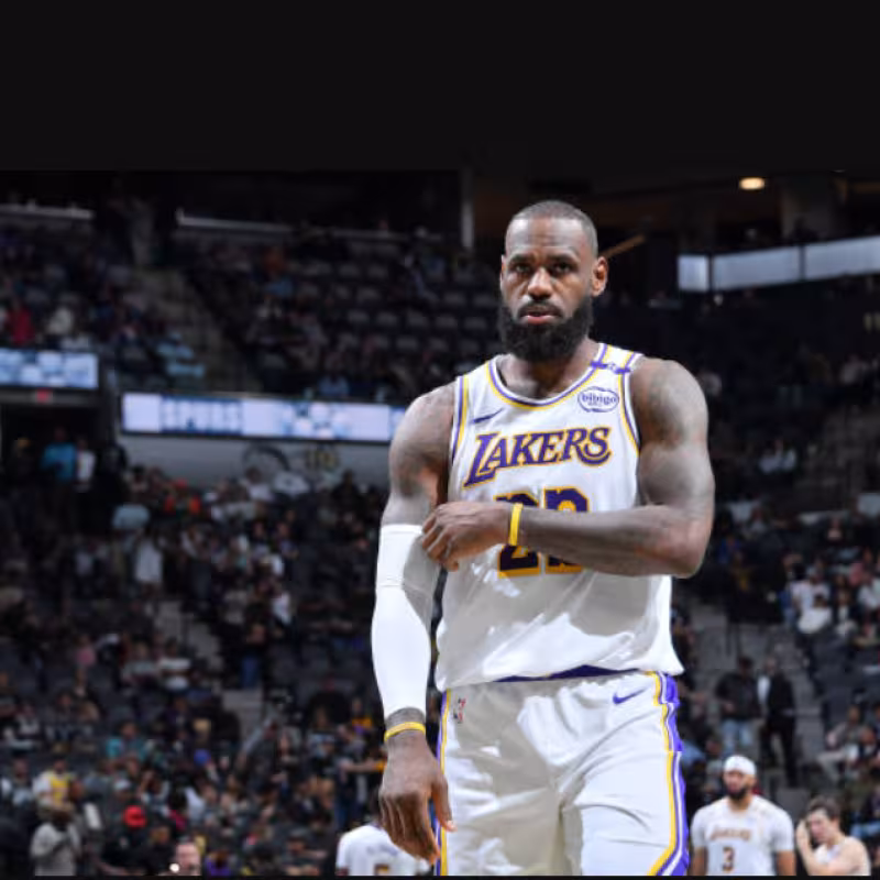 LeBron James, fourth consecutive triple-double. Photo: gettyimages