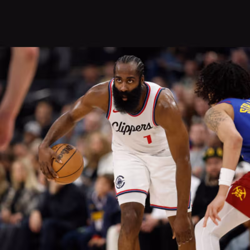 James Harden, exhibition of 3,000 three-pointers. Photo: gettyimages.