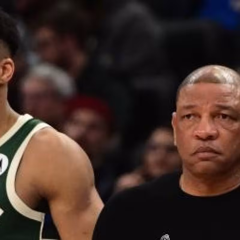 Giannis Antetokounmpo y Doc Rivers