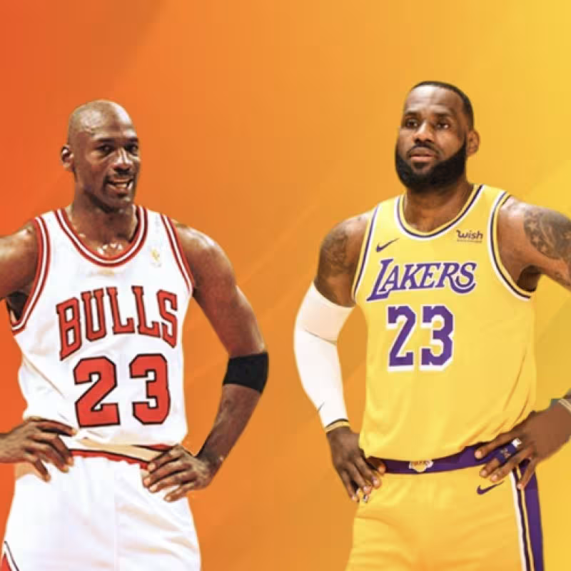 LeBron James, junto a Michael Jordan.
