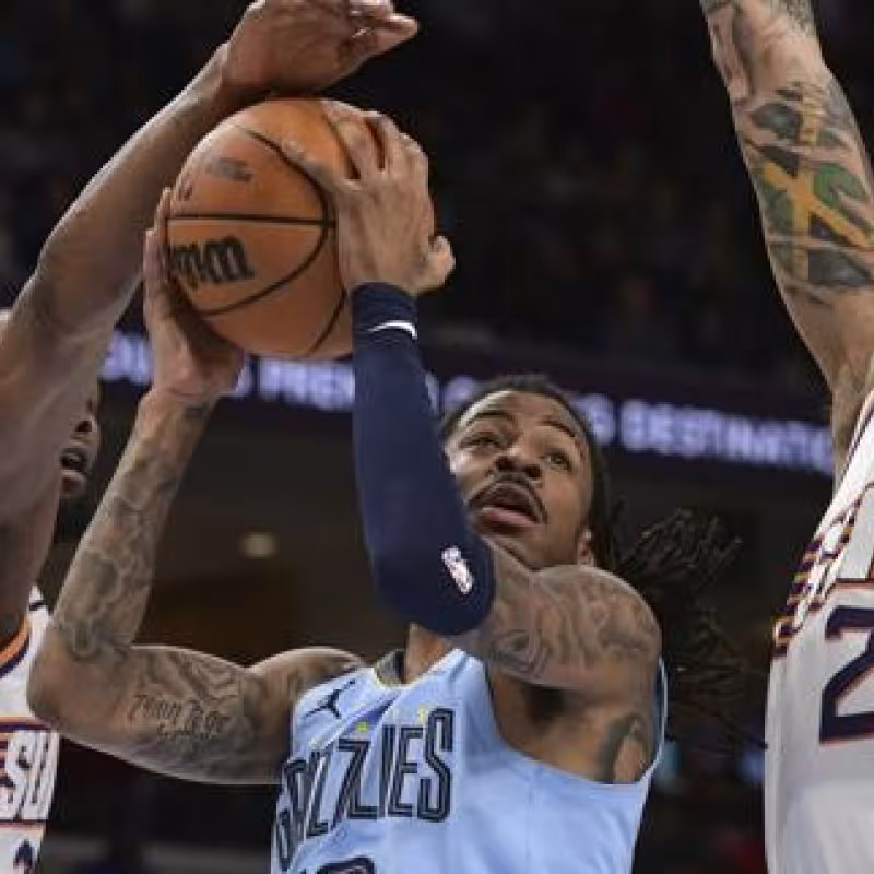 Ja Morant, en un partido contra Phoenix Suns