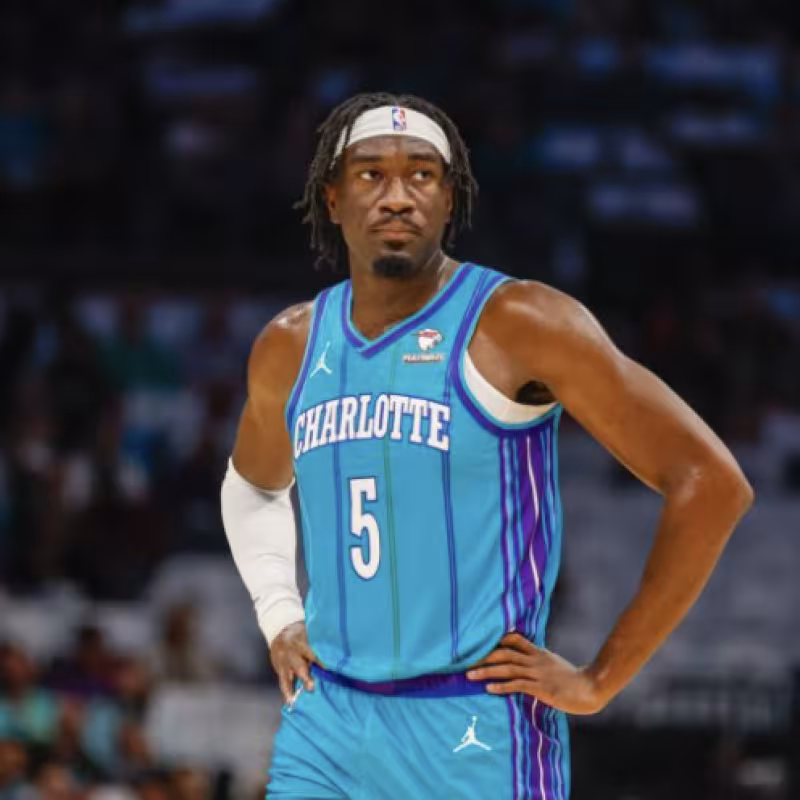 Mark Williams, nuevo jugador de Los Angeles Lakers. 
