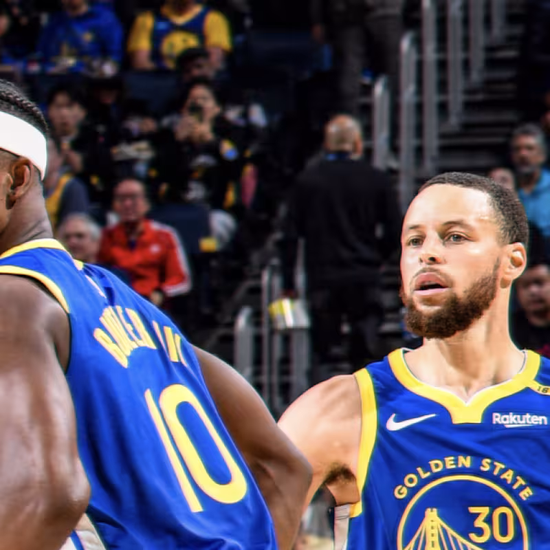 Stephen Curry y Jimmy Butler, estrellas de los Warriors .