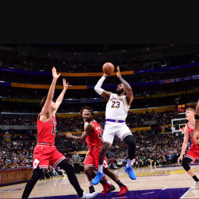 Lebron James, regreso con derrota. Foto: gettyimages