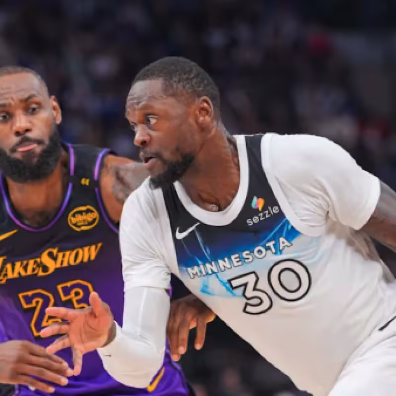 ¿Se comerá LeBron James a Julius Randle en el Lakers-Wolves?