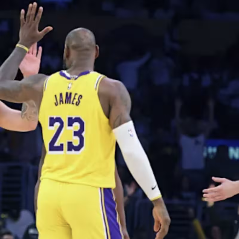 LeBron, Doncic y Reaves descansarán ante OKC.