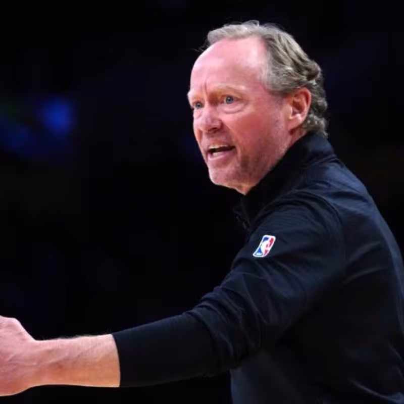 Mike Budenholzer, entrenador de Phoenix Suns