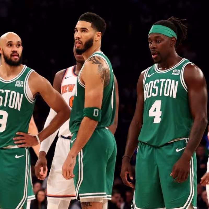 Derrick White, Jayson Tatum, Jrue Holiday y Jaylen Brown