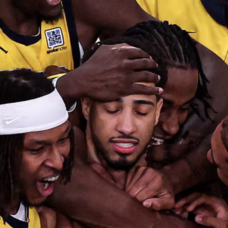 Locura de triunfo de los Pacers ante los Knicks. 