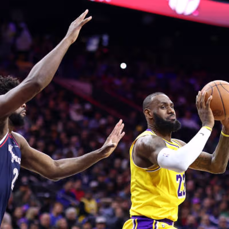 Joel Embiid Could Sign with Lakers. Photo: gettyimages