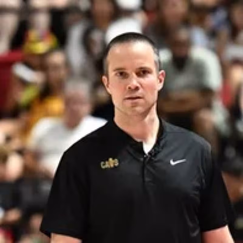 Jordan Ott, coach of the Phoenix Suns.