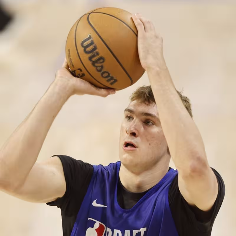 Cooper Flagg, favorito al número 1 del NBA Draft 2025, en el Combine