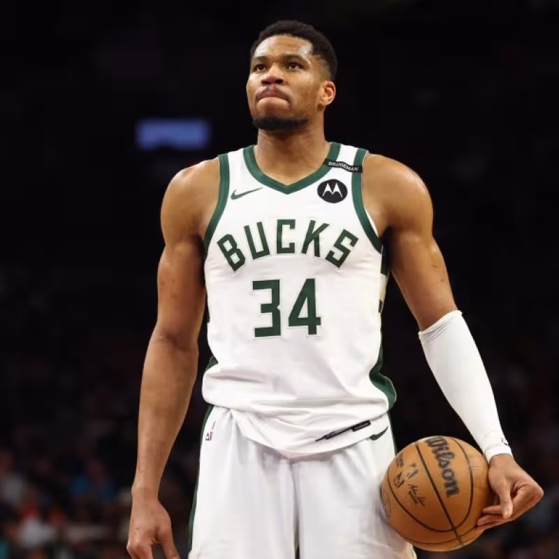 Giannis Antetokounmpo, superestrella de los Milwaukee Bucks