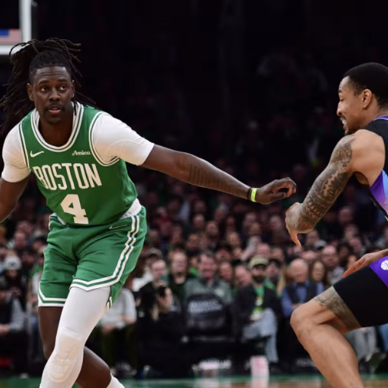 Jrue Holiday, envuelto en rumores NBA.