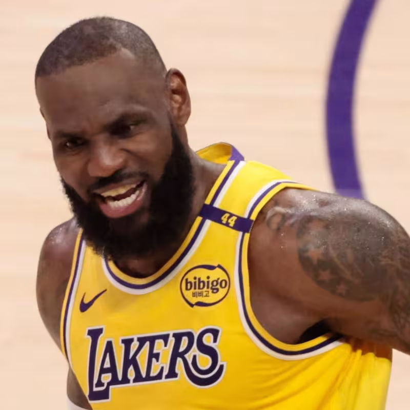LeBron James sigue siendo uno de los mejores jugadores del mundo con 40 años