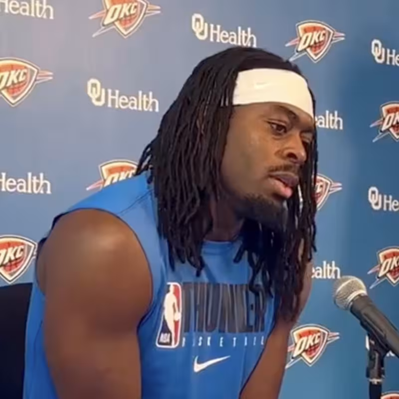 Lu Dort, jugador de Oklahoma City Thunder. 
