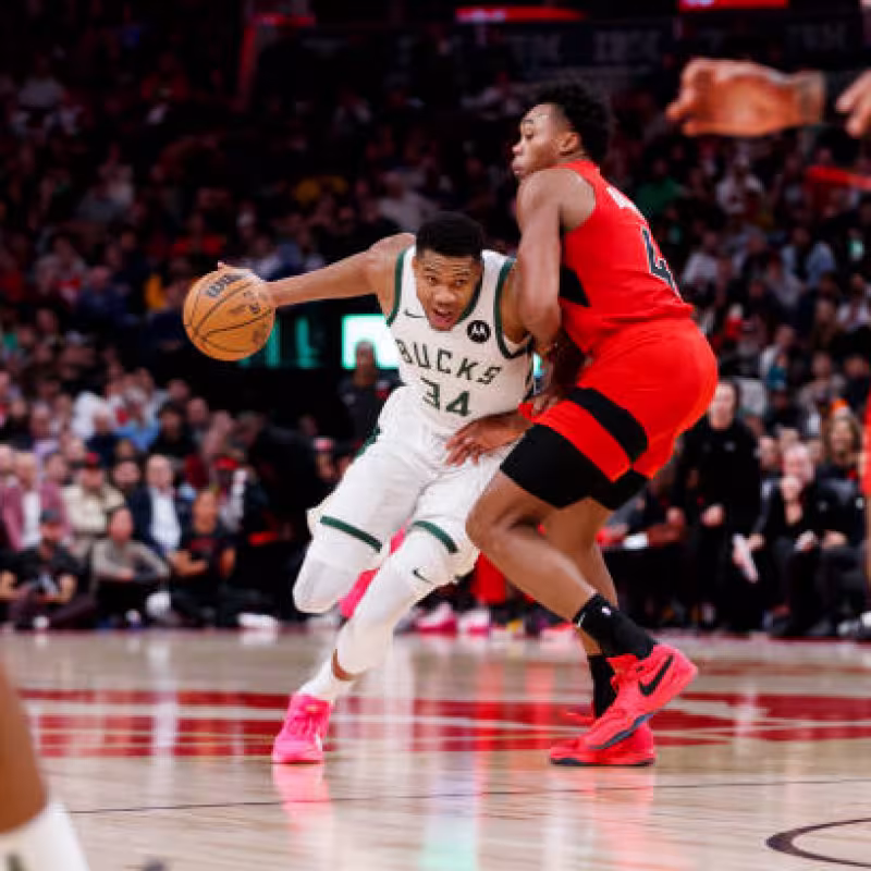 Giannis Antetokounmpo to the Raptors. Photo: gettyimages