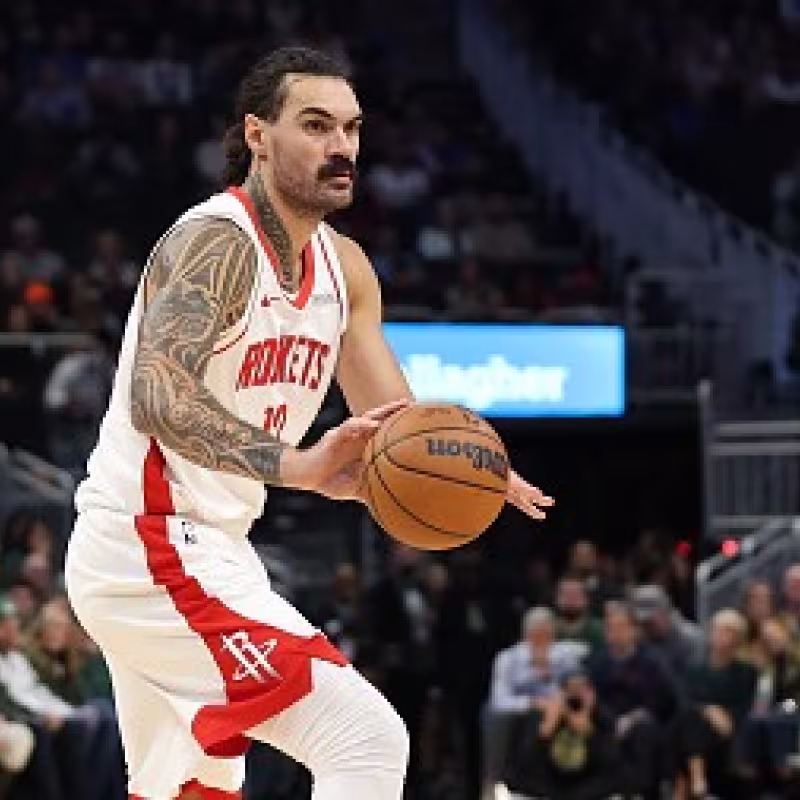 Steven Adams es una pieza fundamental en los Houston Rockets de 2025