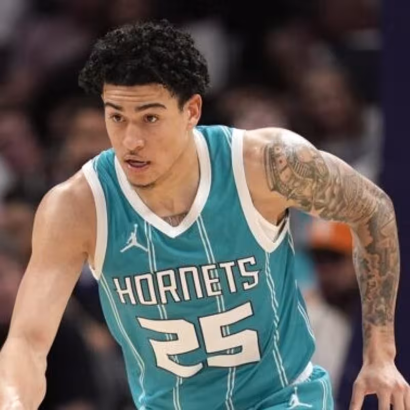 KJ Simpson aspires to be LaMelo Ball's backup in the 2025/26 season.