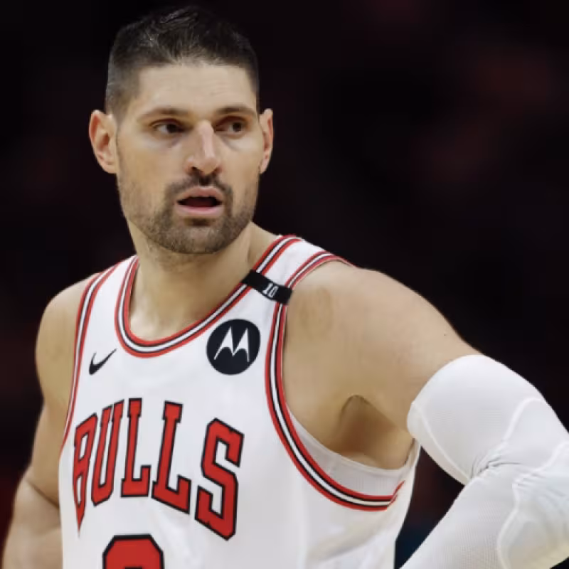 Nikola Vucevic, Chicago Bulls' star, wrapped in NBA rumors.